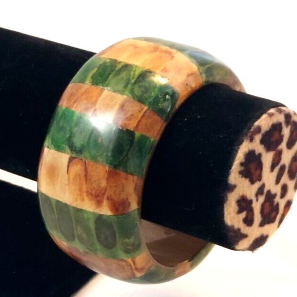 KENNETH JAY LANE CHUNKY BANGLE BRACELET LUCITE BAMBOO WOOD GREEN BROWN 1.5" VTG - Picture 4 of 8